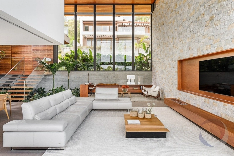 Casa de alto padrão com 4 suítes em Cacupé: 4ª foto da galeria de imagens do imóvel