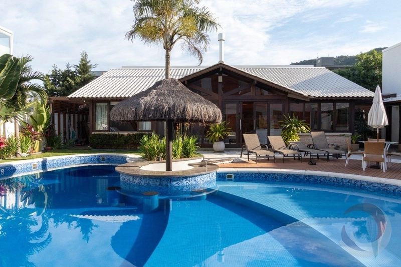 Casa de alto padrão com 4 suítes à venda no Rio Tavares: 17ª foto da galeria de imagens do imóvel