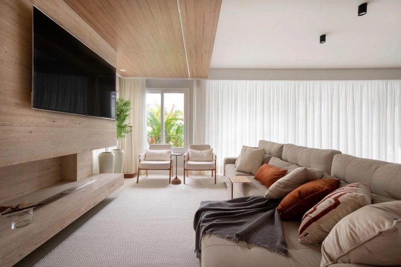 Casa de alto padrão com 3 dormitórios á venda no Rio Tavares: 1ª foto da galeria de imagens do imóvel