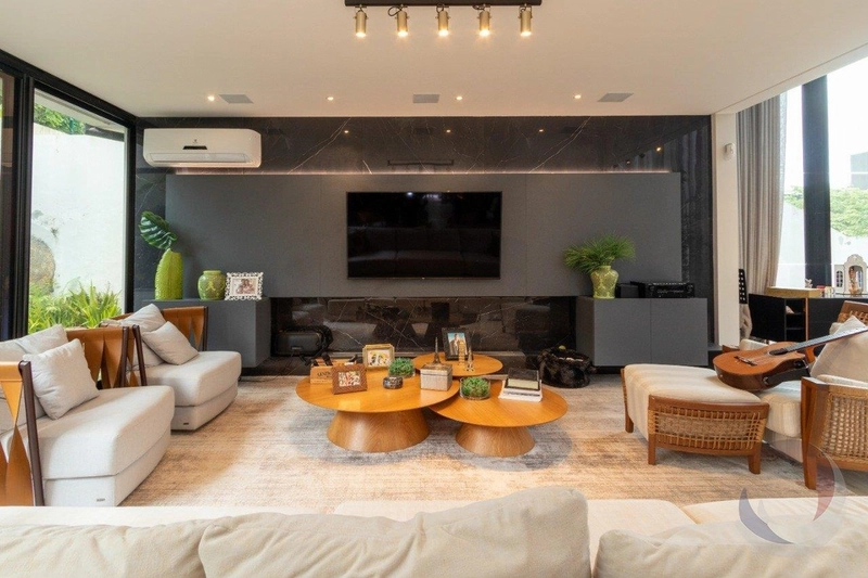 Casa com 4 suítes à venda no Cacupé: 3ª foto da galeria de imagens do imóvel