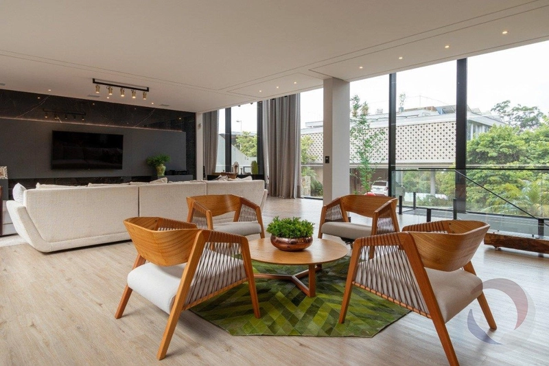 Casa com 4 suítes à venda no Cacupé: 2ª foto da galeria de imagens do imóvel