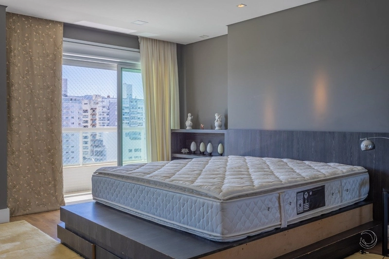 Apartamento na Agronômica com 2 suítes e 2 vagas de garagem: 13ª foto da galeria de imagens do imóvel