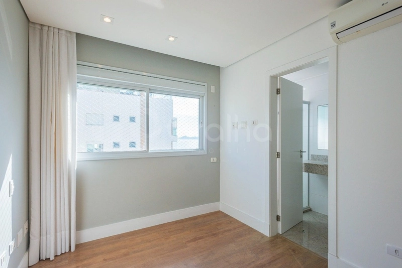 Apartamento com 2 suítes na Agronômica: 32ª foto da galeria de imagens do imóvel