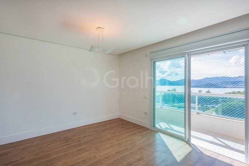 Apartamento com 2 suítes na Agronômica: 20ª foto da galeria de imagens do imóvel
