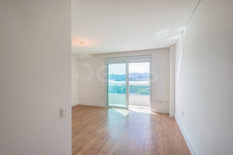 Apartamento com 2 suítes na Agronômica: 19ª foto da galeria de imagens do imóvel