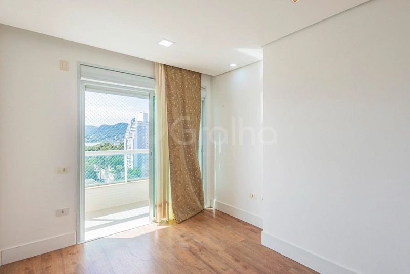 Apartamento com 2 suítes na Agronômica: 24ª foto da galeria de imagens do imóvel