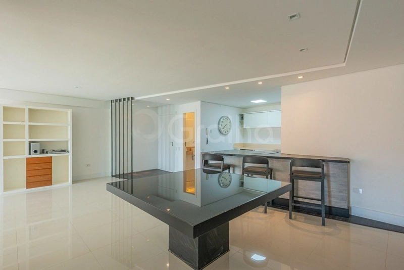 Apartamento com 2 suítes na Agronômica: 8ª foto da galeria de imagens do imóvel