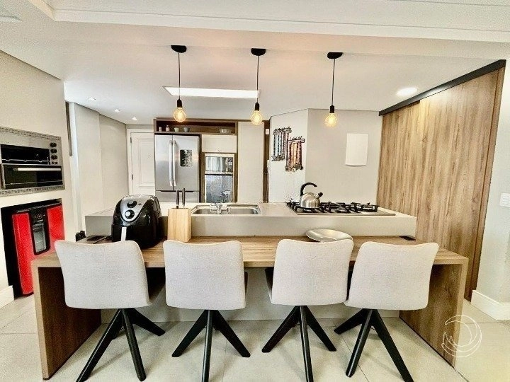 Apartamento com 3 dormitórios à venda no Balneário do Estreito: 3ª foto da galeria de imagens do imóvel