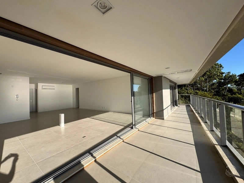 Apartamento com 3 suítes à venda no Cacupé: 3ª foto da galeria de imagens do imóvel