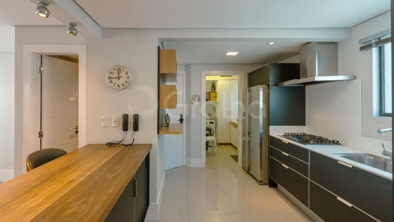 Apartamento á venda com 3 suítes no Centro de Florianópolis: 8ª foto da galeria de imagens do imóvel