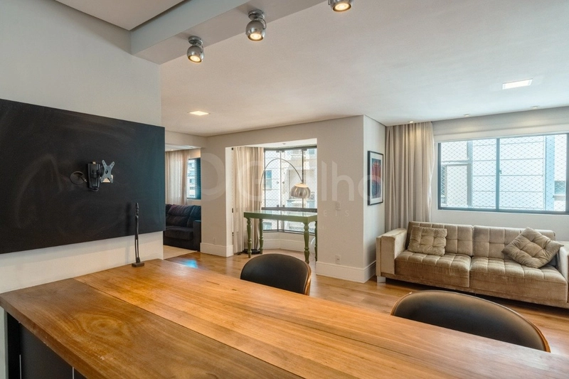 Apartamento á venda com 3 suítes no Centro de Florianópolis: 4ª foto da galeria de imagens do imóvel