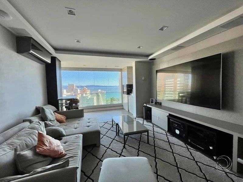 Apartamento com 3 dormitórios no Centro de Florianópolis: 5ª foto da galeria de imagens do imóvel