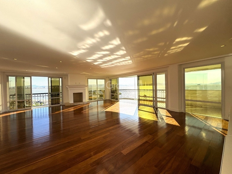 Apartamento alto padrão com 4 suítes na Beira Mar Norte, Florianópolis: 11ª foto da galeria de imagens do imóvel