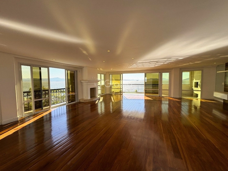 Apartamento alto padrão com 4 suítes na Beira Mar Norte, Florianópolis: 23ª foto da galeria de imagens do imóvel
