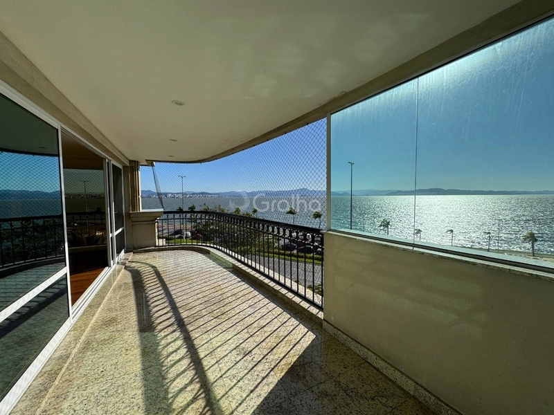 Apartamento alto padrão com 4 suítes na Beira Mar Norte, Florianópolis: 19ª foto da galeria de imagens do imóvel