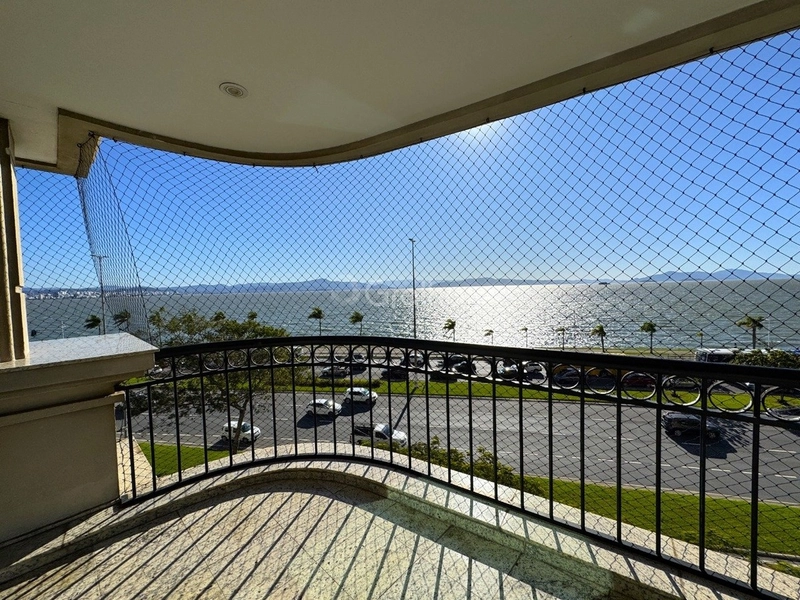 Apartamento alto padrão com 4 suítes na Beira Mar Norte, Florianópolis: 21ª foto da galeria de imagens do imóvel