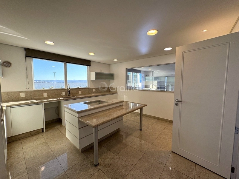 Apartamento alto padrão com 4 suítes na Beira Mar Norte, Florianópolis: 25ª foto da galeria de imagens do imóvel