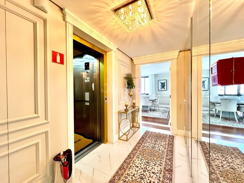 Apartamento alto padrão com 4 dormitórios no Centro de Florianópolis: 30ª foto da galeria de imagens do imóvel
