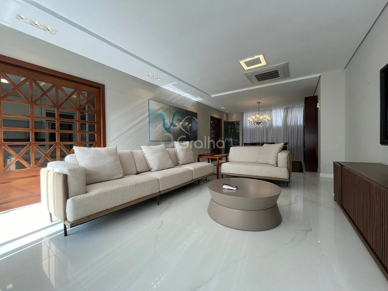 Duplex com 2 suítes no Centro de Florianópolis: 1ª foto da galeria de imagens do imóvel