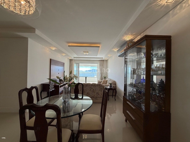 Apartamento com 3 suítes no Estreito em Florianópolis: 8ª foto da galeria de imagens do imóvel