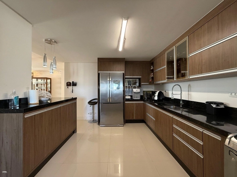 Apartamento com 3 suítes no Estreito em Florianópolis: 12ª foto da galeria de imagens do imóvel