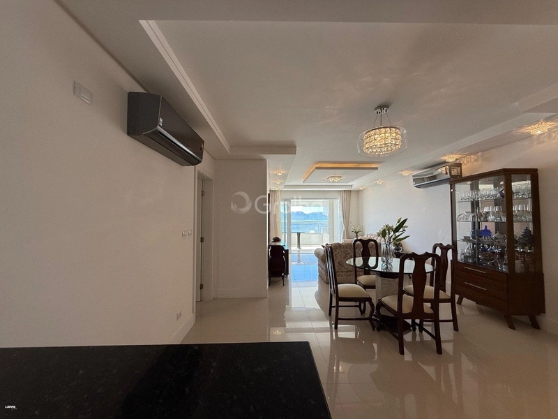 Apartamento com 3 suítes no Estreito em Florianópolis: 9ª foto da galeria de imagens do imóvel