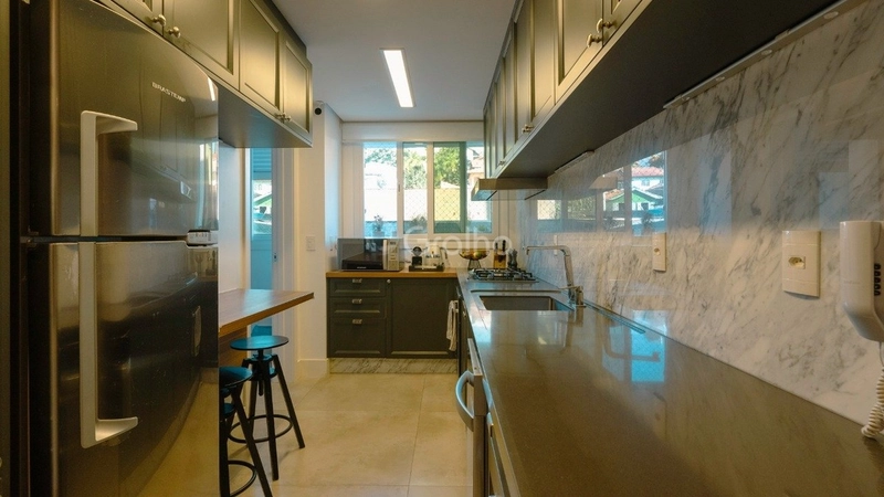 Apartamento com 2 suítes na Agronômica em Florianópolis: 8ª foto da galeria de imagens do imóvel