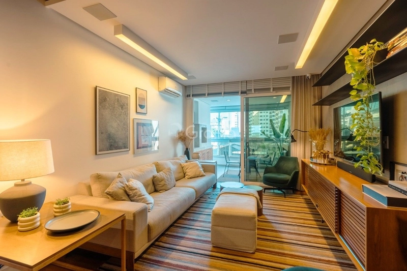 Apartamento com 2 suítes na Agronômica em Florianópolis: 2ª foto da galeria de imagens do imóvel