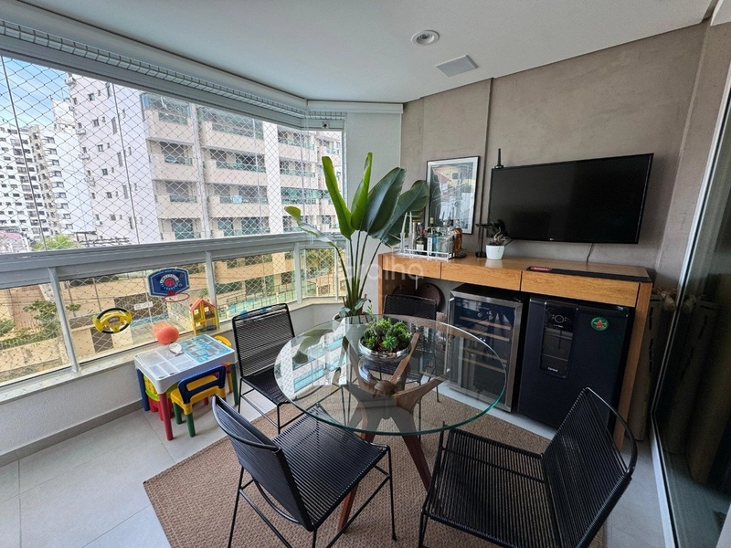 Apartamento com 2 suítes na Agronômica em Florianópolis: 8ª foto da galeria de imagens do imóvel