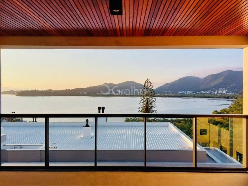 Apartamento com 3 suítes no João Paulo em Florianópolis: 1ª foto da galeria de imagens do imóvel