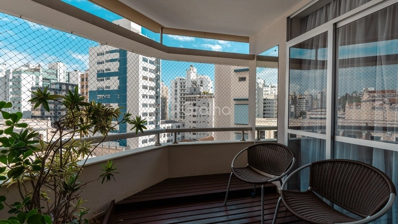Apartamento com 4 dormitórios no Centro de Florianópolis: 6ª foto da galeria de imagens do imóvel