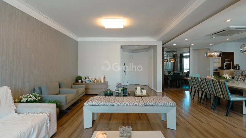 Apartamento com 4 dormitórios no Centro de Florianópolis: 5ª foto da galeria de imagens do imóvel