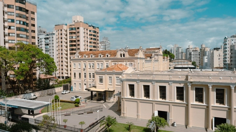 Apartamento com 4 dormitórios no Centro de Florianópolis: 22ª foto da galeria de imagens do imóvel