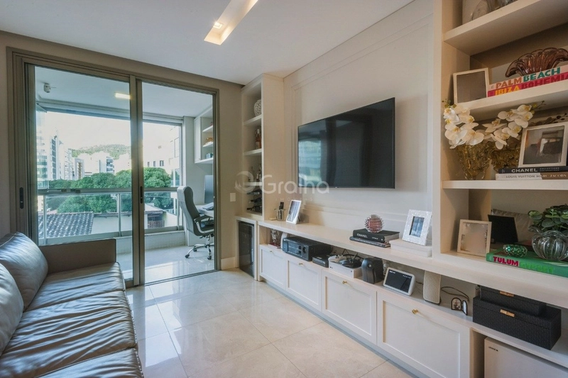Apartamento com 2 dormitórios no Centro de Florianópolis: 4ª foto da galeria de imagens do imóvel