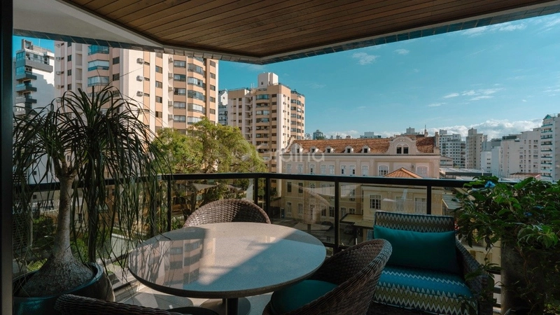 Apartamento com 3 dormitórios no Centro de Florianópolis: 6ª foto da galeria de imagens do imóvel