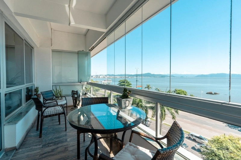 Apartamento com 4 dormitórios na Beira Mar Norte, Florianópolis: 7ª foto da galeria de imagens do imóvel