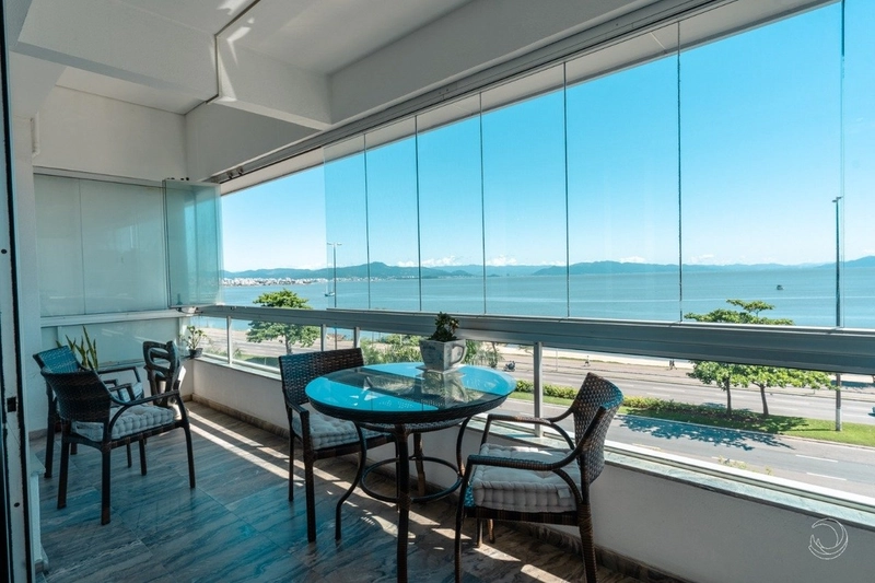 Apartamento com 4 dormitórios na Beira Mar Norte, Florianópolis: 6ª foto da galeria de imagens do imóvel