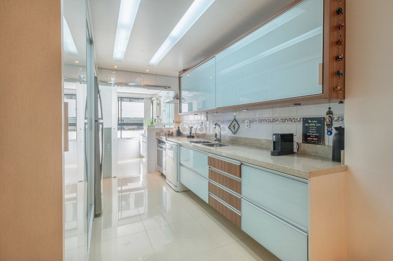 Apartamento com 3 dormitórios na Agronômica, Florianópolis.: 9ª foto da galeria de imagens do imóvel