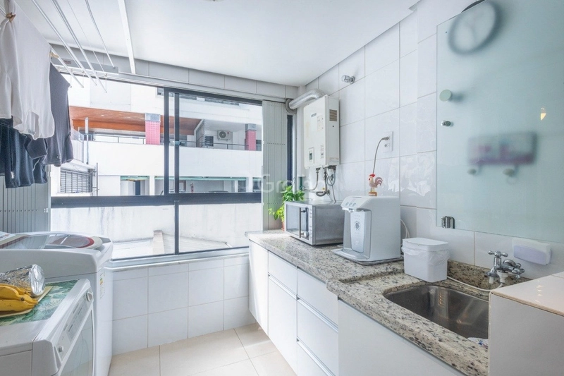 Apartamento com 3 dormitórios na Agronômica, Florianópolis.: 12ª foto da galeria de imagens do imóvel