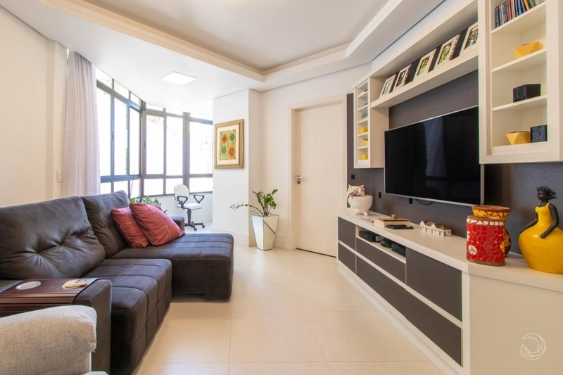 Apartamento com 4 dormitórios na Agronômica, Florianópolis: 14ª foto da galeria de imagens do imóvel