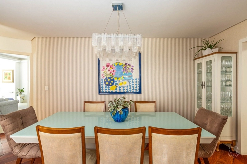 Apartamento com 4 dormitórios na Agronômica, Florianópolis: 13ª foto da galeria de imagens do imóvel