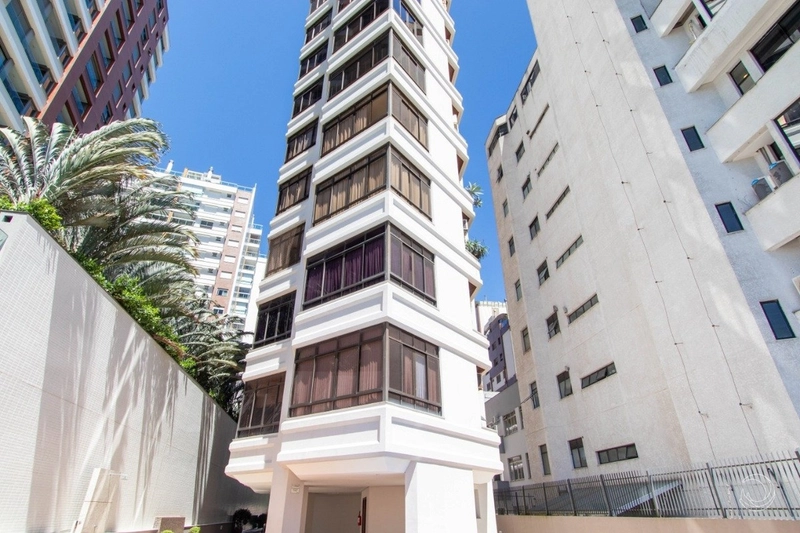 Apartamento com 4 dormitórios na Agronômica, Florianópolis: 31ª foto da galeria de imagens do imóvel