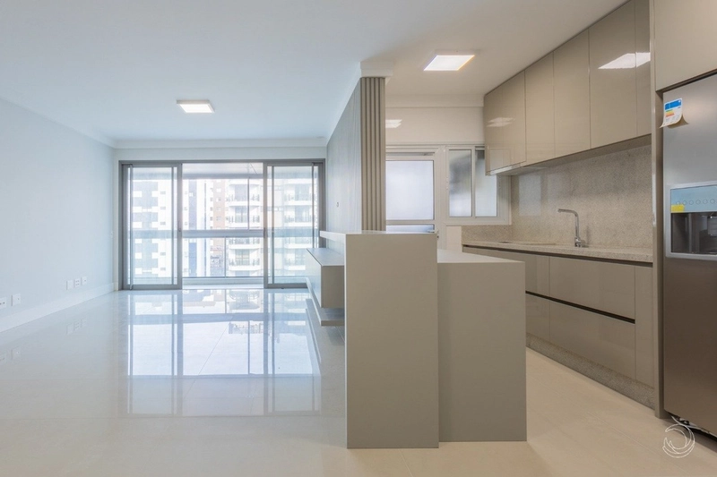 Apartamento com 3 suítes no Centro de Florianópolis: 2ª foto da galeria de imagens do imóvel