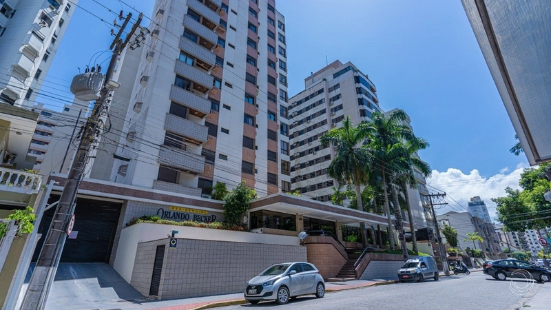 Apartamento com 4 dormitórios no Centro de Florianópolis: 37ª foto da galeria de imagens do imóvel