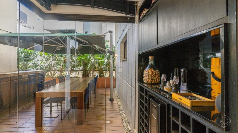 Apartamento com 4 dormitórios no Centro de Florianópolis: 15ª foto da galeria de imagens do imóvel