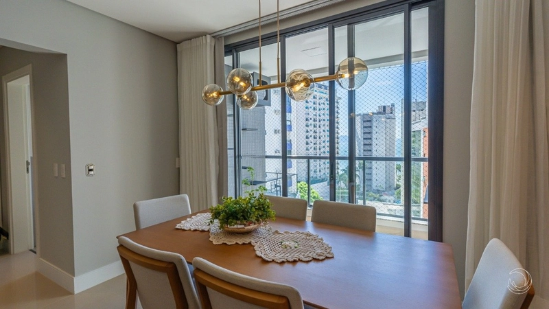 Apartamento com 2 suítes na Agronômica em Florianópolis: 6ª foto da galeria de imagens do imóvel