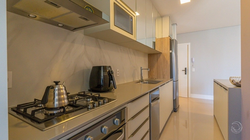 Apartamento com 2 suítes na Agronômica em Florianópolis: 11ª foto da galeria de imagens do imóvel