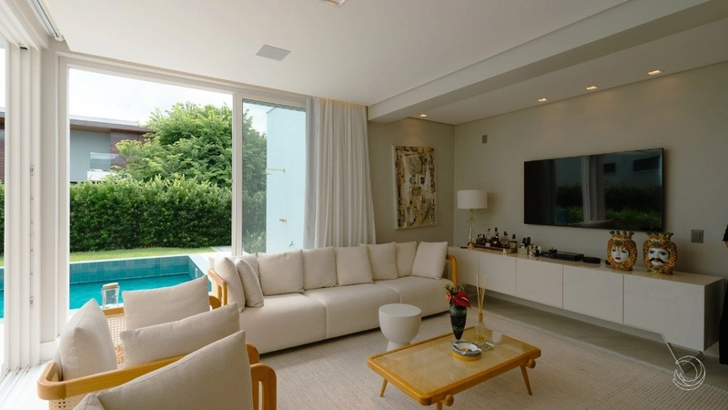 Casa alto padrão com 4 dormitórios no Cacupé em Florianópolis: 31ª foto da galeria de imagens do imóvel