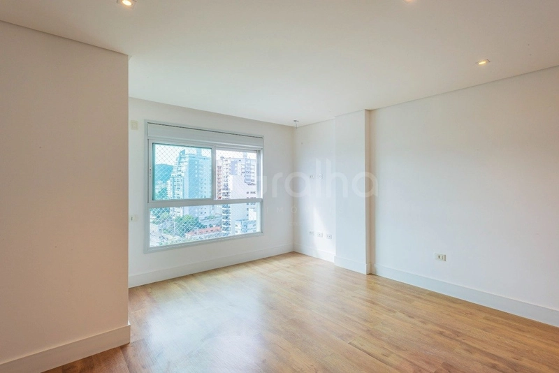 Apartamento com 2 suítes na Agronômica: 19ª foto da galeria de imagens do imóvel