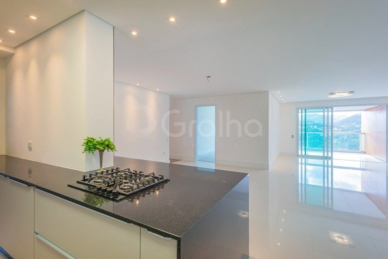Apartamento com 2 suítes na Agronômica: 14ª foto da galeria de imagens do imóvel